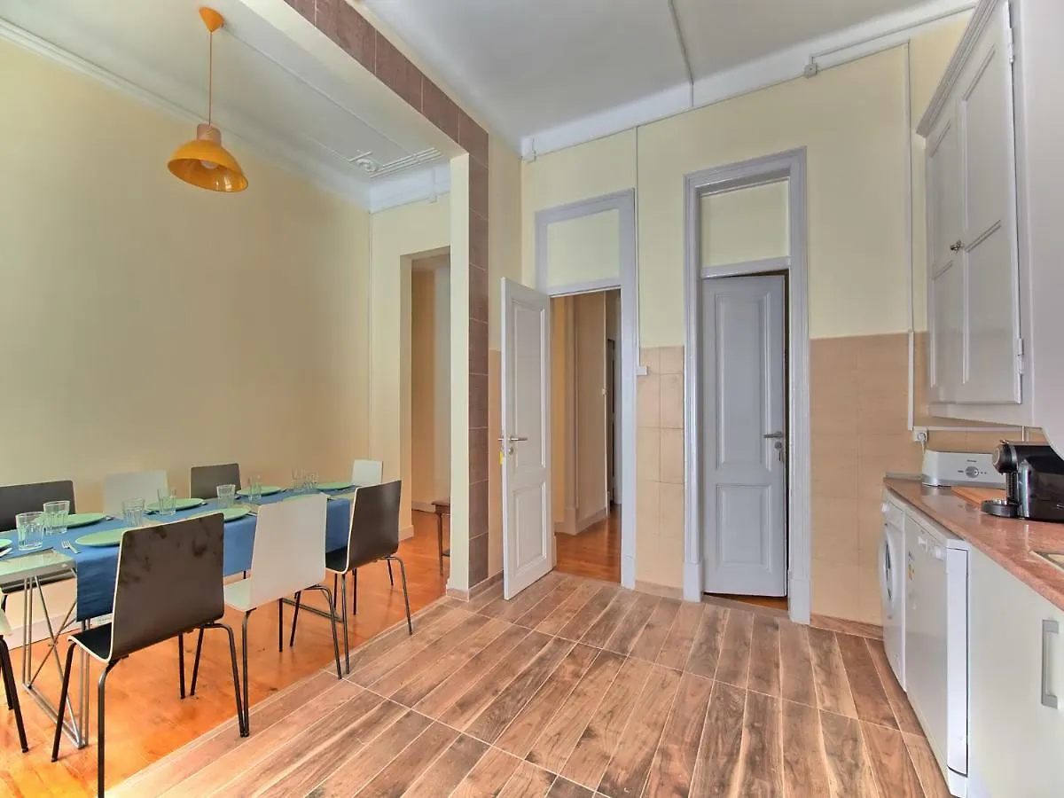 Kings Apartment Лиссабон Португалия